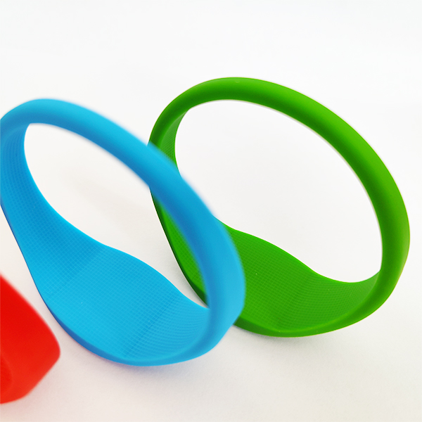 https://www.ayrixtech.com/tyle-rfid-silicone-wristband-re-wearable-nfc-wristbands-in-feature-durable-and-comfortable-material-product/